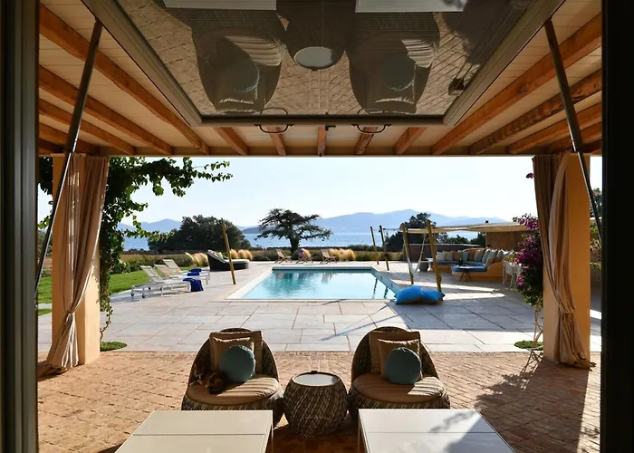 Villa Luxury Aristea On The Sea Alikí