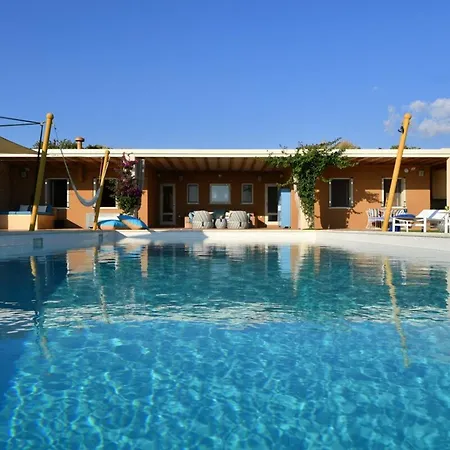 Luxury Aristea On The Sea